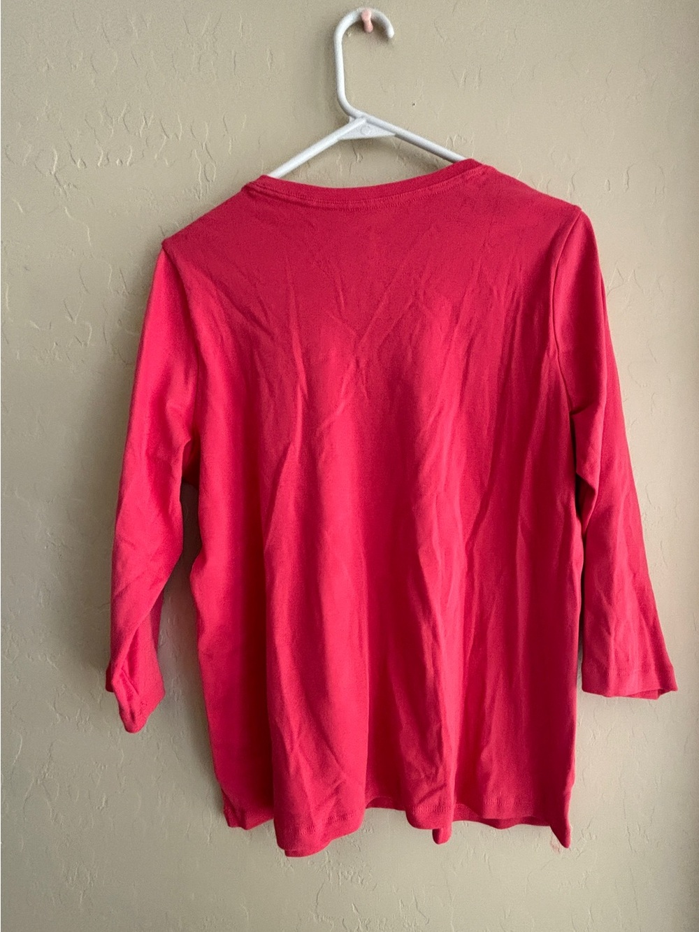 St. John’s Bay Set of 2 V-Neck Shirts Red & Orange Red One NWT Women’s Large - Picture 2 of 12